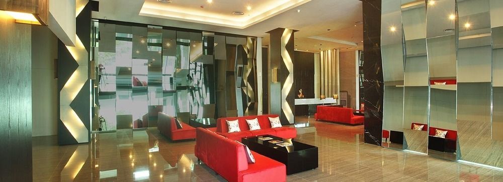 Cabin Hotel Джакарта Экстерьер фото
